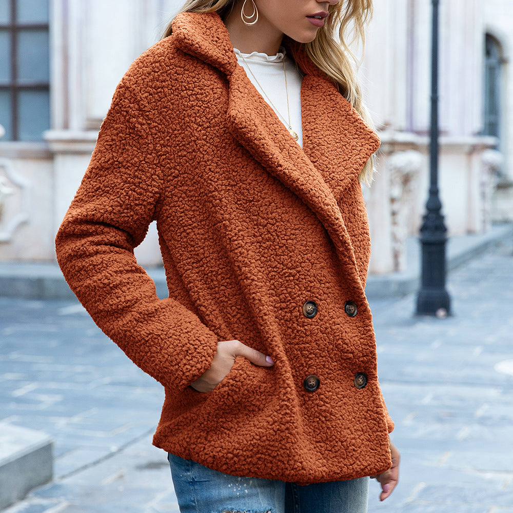 Manteau moelleux à revers ample,