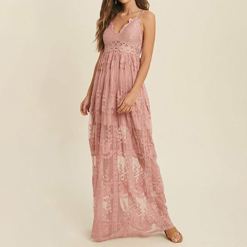 Robe en dentelle à bretelles