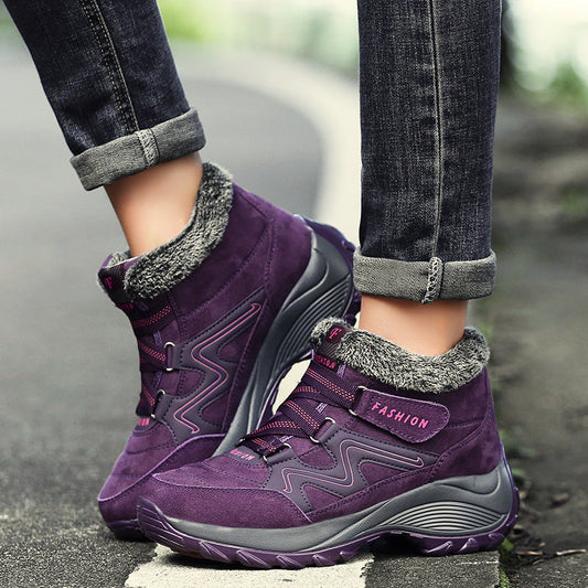 Chaussures de randonnée , en cuir véritable