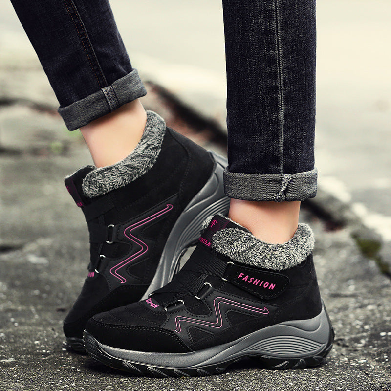 Chaussures de randonnée , en cuir véritable