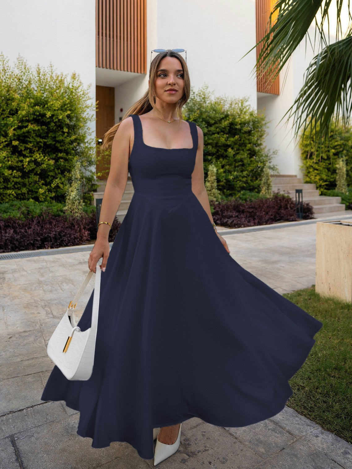 Robe à Bretelles Sans Manches à Encolure Carrée