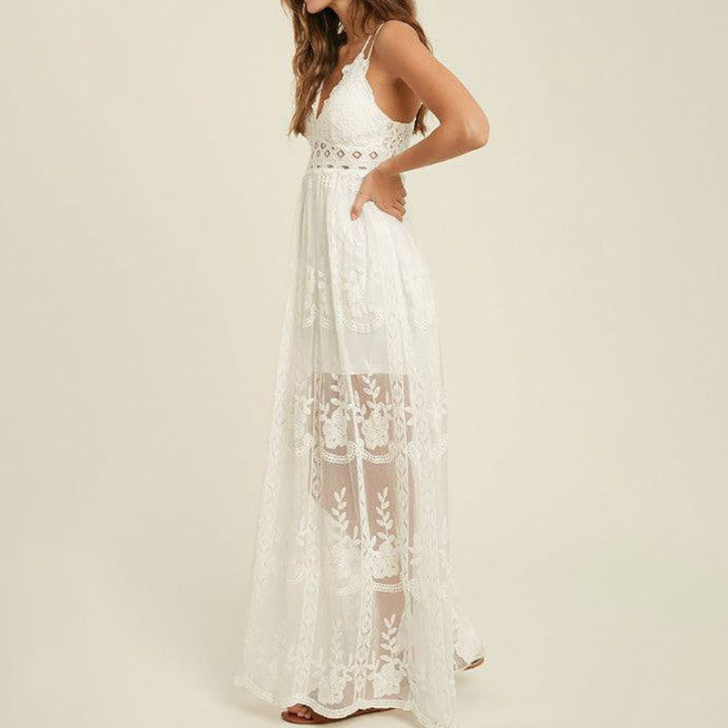 Robe en dentelle à bretelles