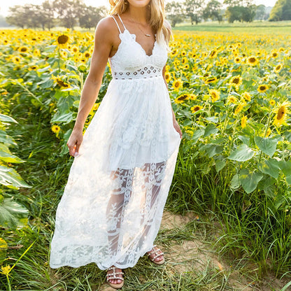 Robe en dentelle à bretelles